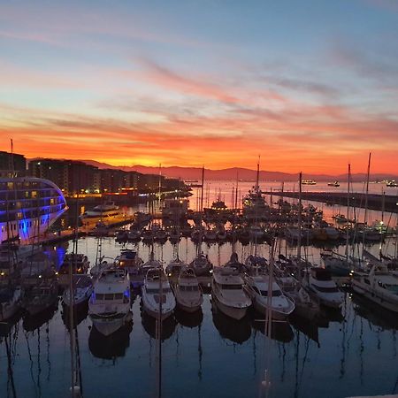 Luxury Yacht Stay "White Dove" Sleeps 6 Gibraltar Exteriér fotografie