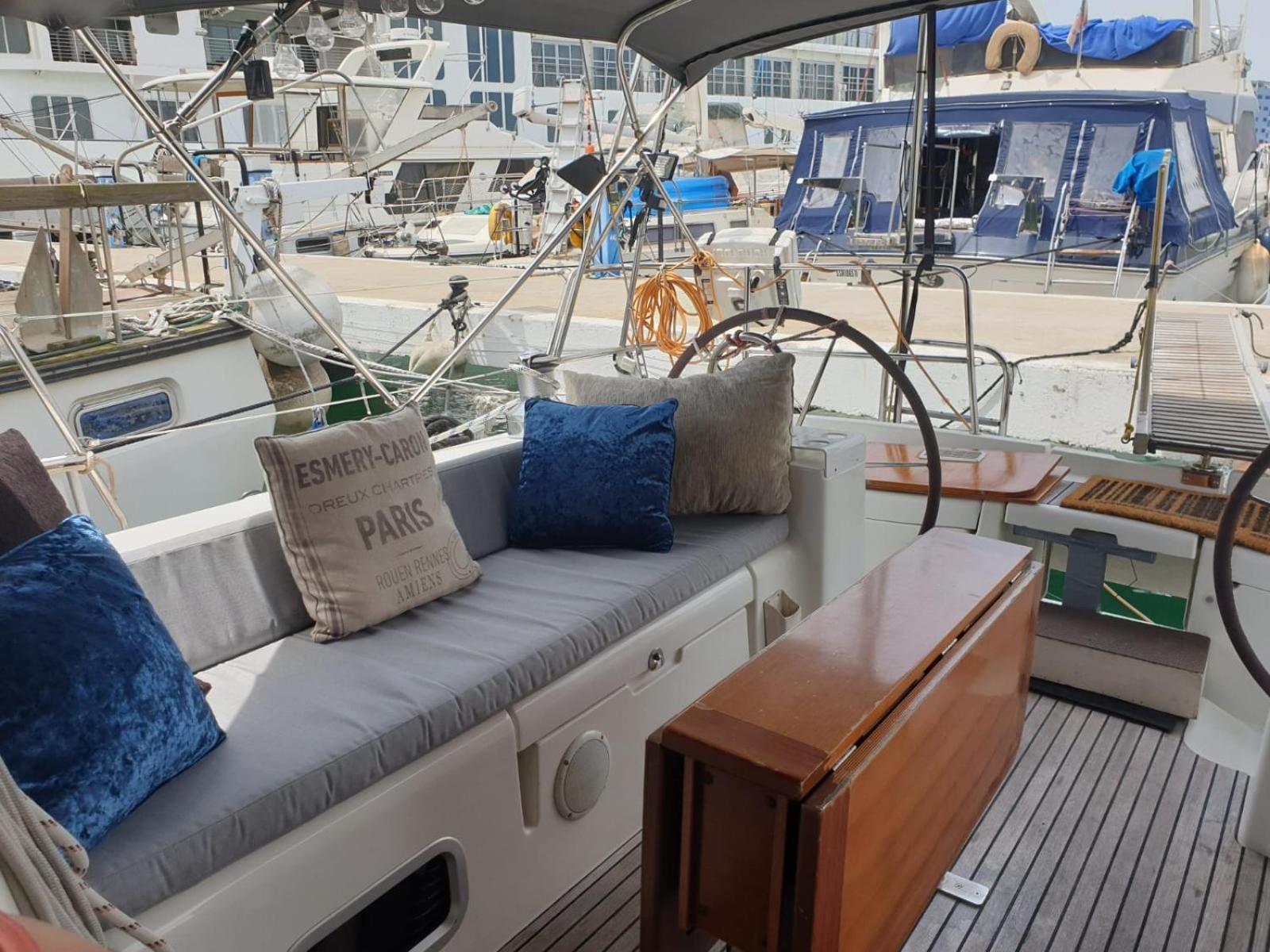 Luxury Yacht Stay "White Dove" Sleeps 6 Gibraltar Exteriér fotografie