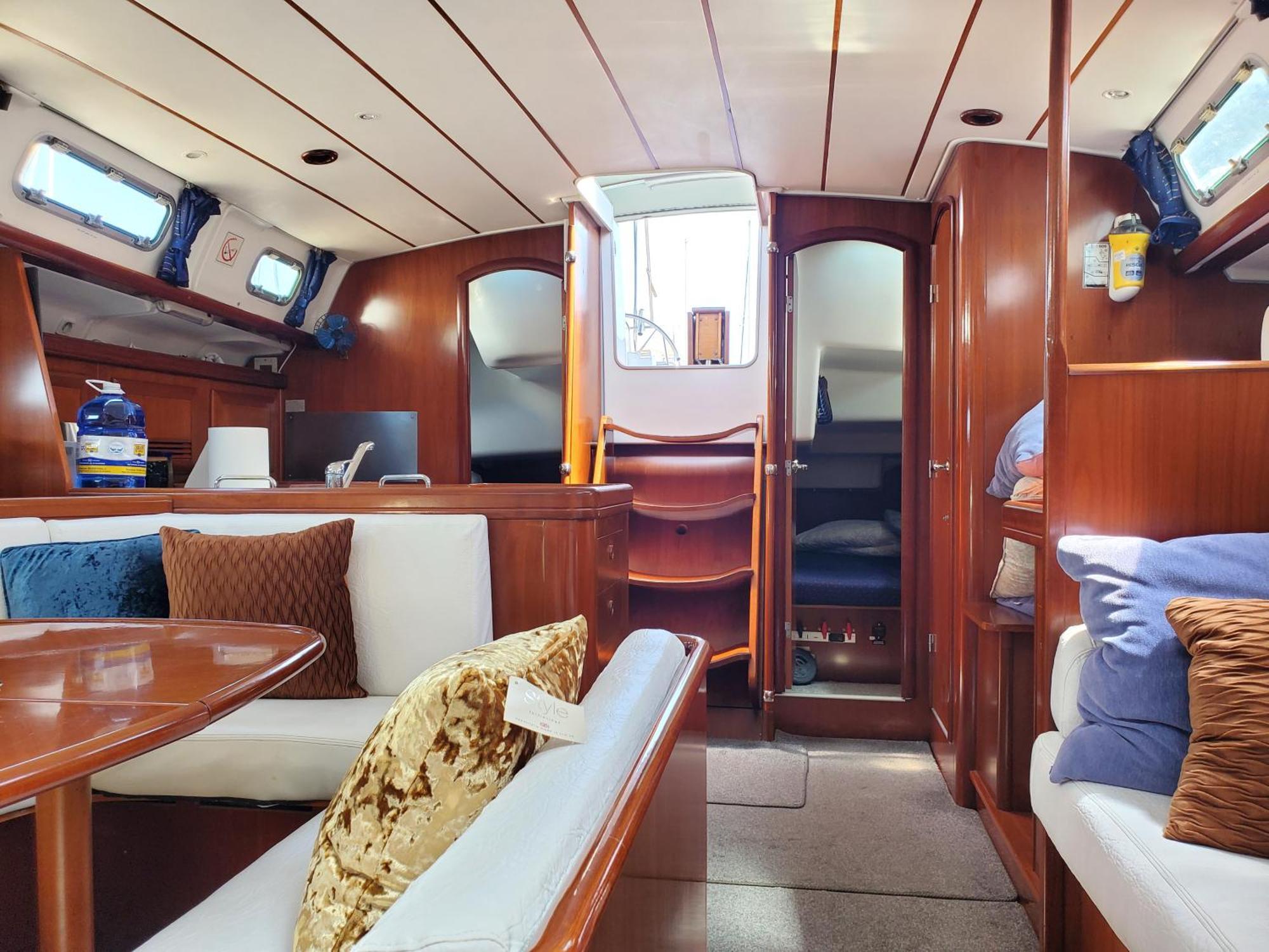 Luxury Yacht Stay "White Dove" Sleeps 6 Gibraltar Exteriér fotografie